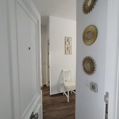 דירה Piso Erick צ'יקלנה דה לה פרונטרה